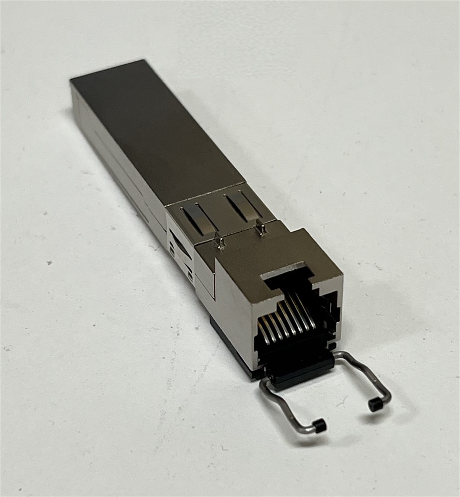 Adder SFP to CATx converter module SFP-CATX-MR-10G